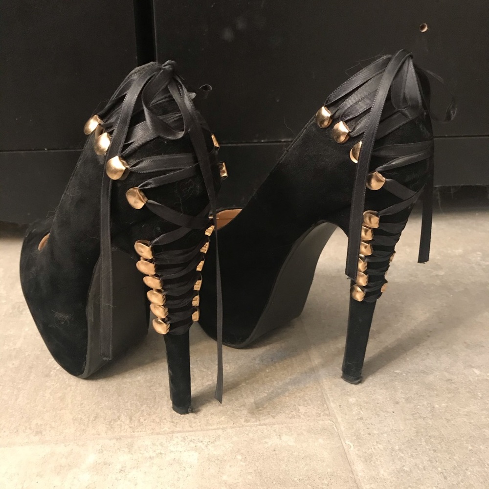 Black lace up heels